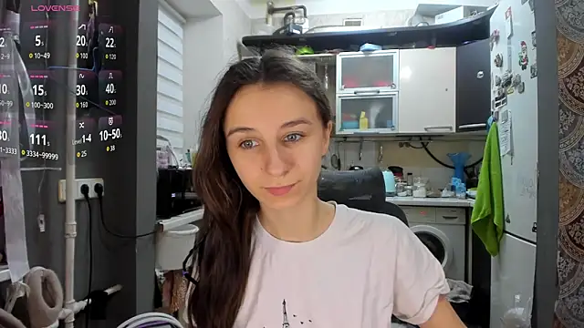  Nika Kik online show from February 13, 2026, 9:15 pm