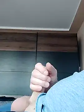 Snapshot of Pol1074 chatting on April 21, 2026, 5:08 pm Pol1074 online show from April 21, 2026, 5:08 pm
