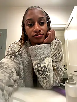 Snapshot of mossballtits chatting on November 1, 2025, 6:57 pm mossballtits online show from November 1, 2025, 6:57 pm