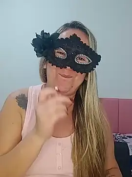 Snapshot of titiasexy chatting on August 5, 2026, 1:49 pm titiasexy online show from August 5, 2026, 1:49 pm