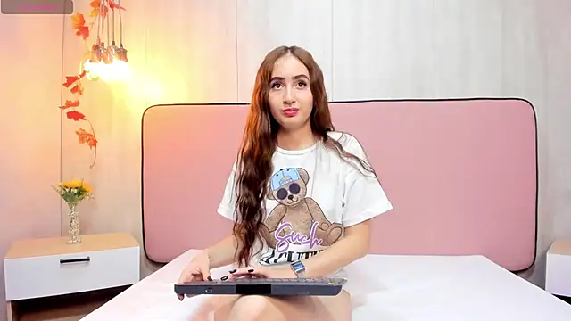 Snapshot of AlissonMartin chatting on November 6, 2025, 11:58 am AlissonMartin online show from November 6, 2025, 11:58 am