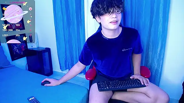 Snapshot of andyboy- chatting on February 22, 2025, 1:22 am andyboy- online show from February 22, 2025, 1:22 am