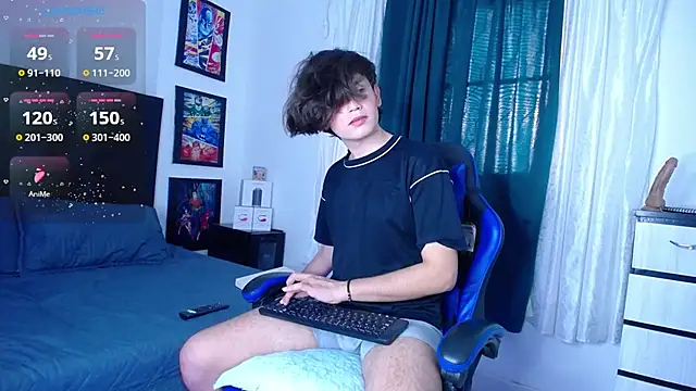 Snapshot of andyboy- chatting on November 14, 2025, 9:40 pm andyboy- online show from November 14, 2025, 9:40 pm