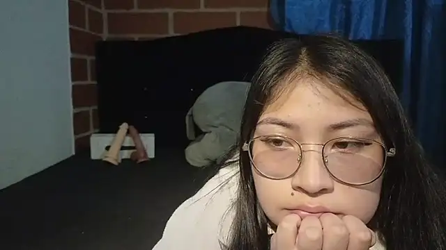 Caroll Luna online show from March 22, 2025, 4:45 am