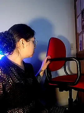 Caroll Luna online show from December 17, 2024, 4:12 am