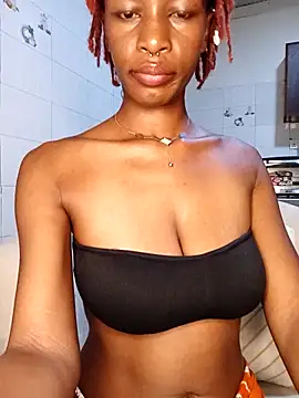 Ayrella02 online show from November 25, 2025, 12:00 am