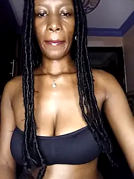 Ayrella02 online show from March 10, 2026, 12:14 am