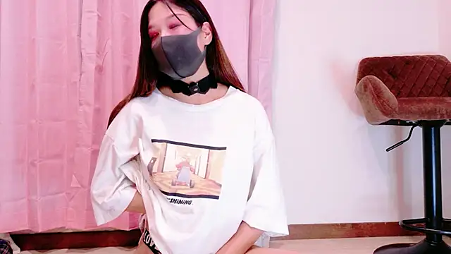 Saki00Hiro online show from August 1, 2026, 12:47 pm