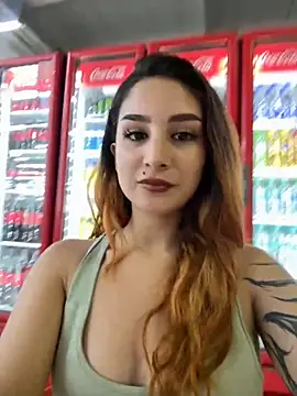 Mon Cherry online show from November 6, 2025, 1:09 am