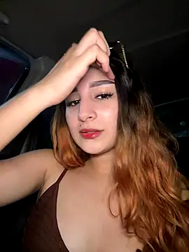 Mon Cherry online show from October 25, 2025, 1:27 am