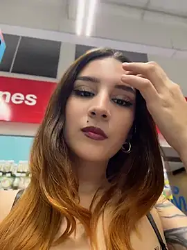 Mon Cherry online show from April 11, 2026, 11:30 pm