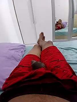 Snapshot of Seductiveblack chatting on February 16, 2026, 8:18 pm Seductiveblack online show from February 16, 2026, 8:18 pm