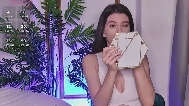 LunaWills  online show from February 21, 2026, 6:04 am