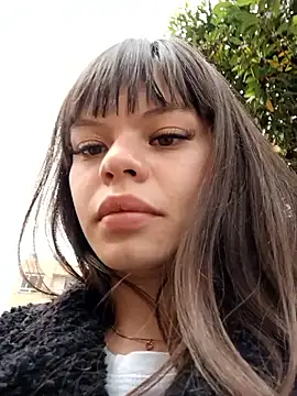 Snapshot of Violeta_12- chatting on September 10, 2025, 8:52 pm Violeta 12- online show from September 10, 2025, 8:52 pm