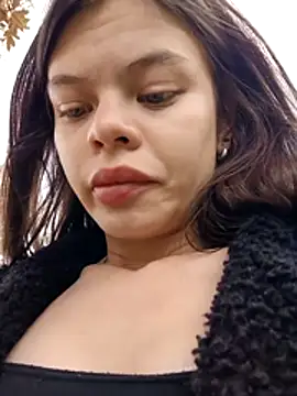Snapshot of Violeta_12- chatting on April 29, 2026, 5:30 pm Violeta 12- online show from April 29, 2026, 5:30 pm