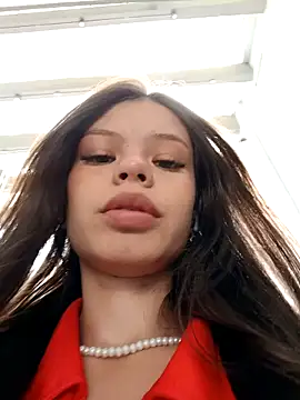 Snapshot of Violeta_12- chatting on January 27, 2025, 3:18 pm Violeta 12- online show from January 27, 2025, 3:18 pm