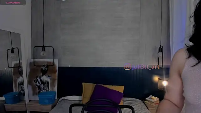 Snapshot of _julietta chatting on June 6, 2026, 12:54 pm julietta online show from June 6, 2026, 12:54 pm