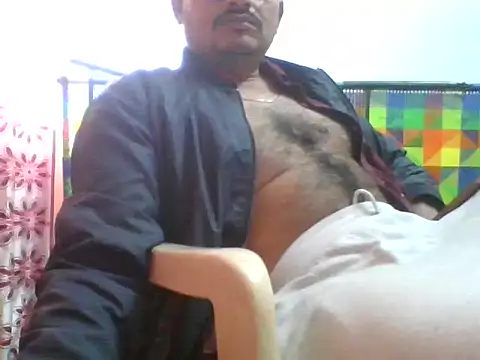 naughtymike0007 online show from December 21, 2025, 3:08 am