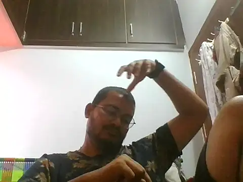 naughtymike0007 online show from September 26, 2025, 4:41 am