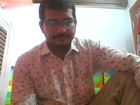 naughtymike0007 online show from November 25, 2025, 4:02 am