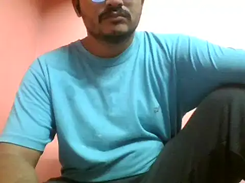 naughtymike0007 online show from November 23, 2025, 5:34 pm