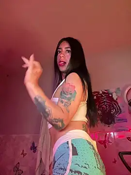 Snapshot of CieloTaylor chatting on March 9, 2025, 1:04 pm CieloTaylor online show from March 9, 2025, 1:04 pm