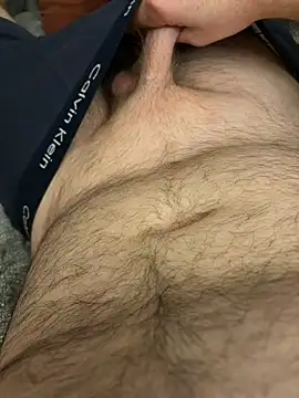 Snapshot of Straightlad95 chatting on January 18, 2026, 11:52 pm Straightlad95 online show from January 18, 2026, 11:52 pm