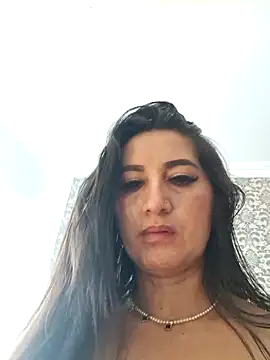 mature dollyy online show from May 9, 2026, 1:31 am