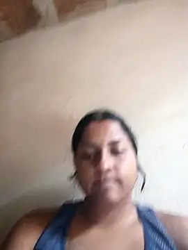 Giselabrunette25 online show from March 10, 2026, 2:43 pm