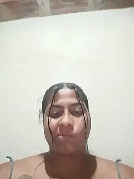 Snapshot of Giselabrunette25 chatting on July 21, 2026, 12:13 am Giselabrunette25 online show from July 21, 2026, 12:13 am