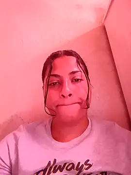 Snapshot of Giselabrunette25 chatting on January 16, 2026, 1:04 pm Giselabrunette25 online show from January 16, 2026, 1:04 pm