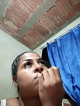 Giselabrunette25 online show from September 27, 2025, 12:28 am