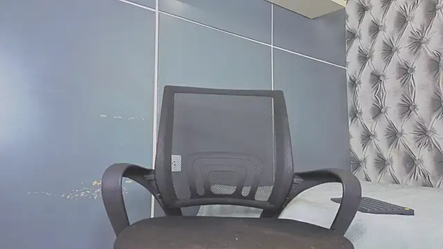 Snapshot of Hilary-banks chatting on February 6, 2026, 11:34 pm Hilary-banks online show from February 6, 2026, 11:34 pm