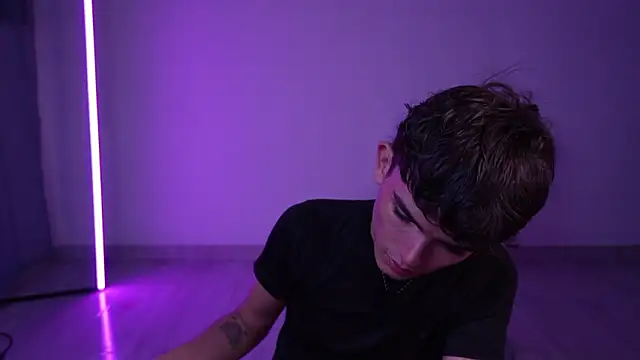 Angelo 018 online show from February 23, 2026, 1:07 am