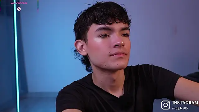 Angelo 018 online show from March 15, 2026, 1:12 am