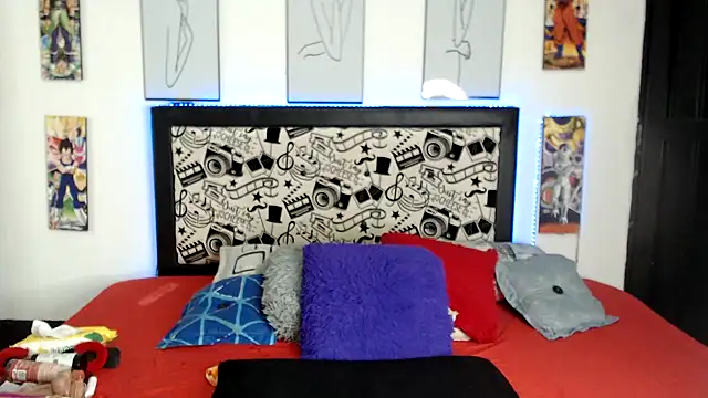 Rihana14 online show from December 22, 2025, 11:16 pm