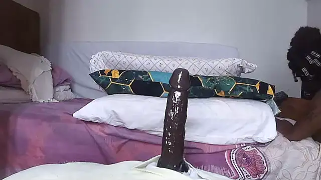 shoshortyy online show from April 3, 2026, 10:43 am