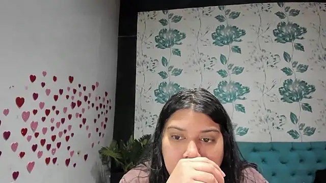 LindaBreeS online show from March 22, 2025, 3:20 pm