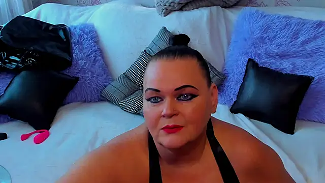 MilanaBiegert online show from September 23, 2025, 5:58 am