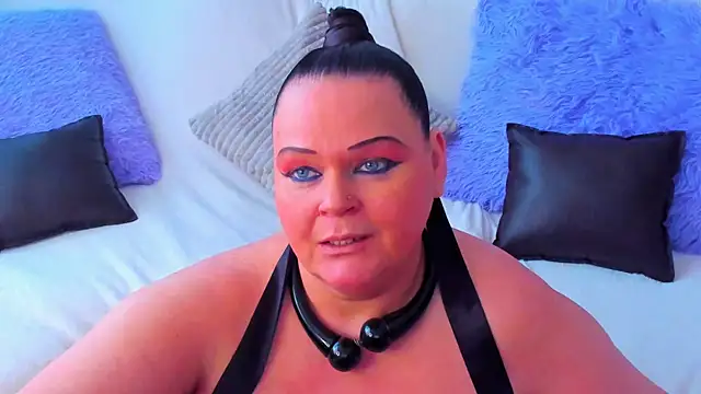 MilanaBiegert online show from March 2, 2025, 12:03 pm