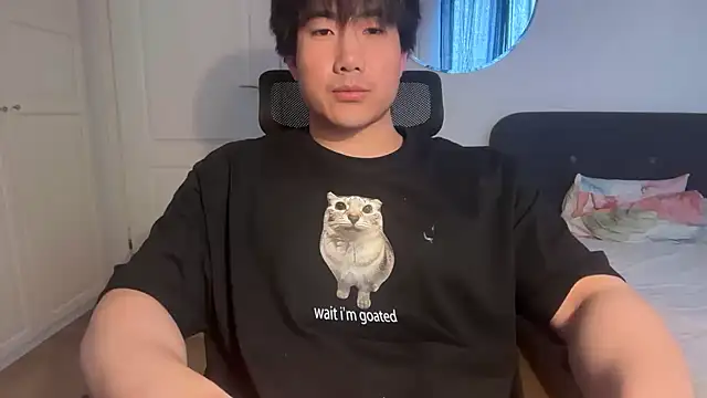 jungcock3210 online show from March 2, 2026, 2:35 pm