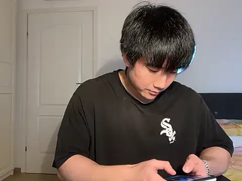 jungcock3210 online show from November 23, 2025, 2:27 pm