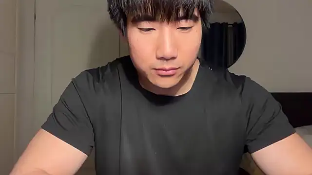 jungcock3210 online show from November 20, 2025, 5:08 am