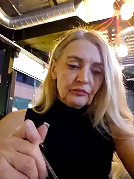 Snapshot of amelia_blondy chatting on February 2, 2025, 4:43 pm amelia blondy online show from February 2, 2025, 4:43 pm