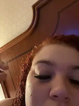 lolabun247 online show from February 1, 2025, 3:30 am