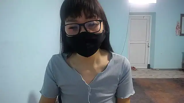 Snapshot of elllaaxx chatting on February 11, 2026, 4:12 am elllaaxx online show from February 11, 2026, 4:12 am