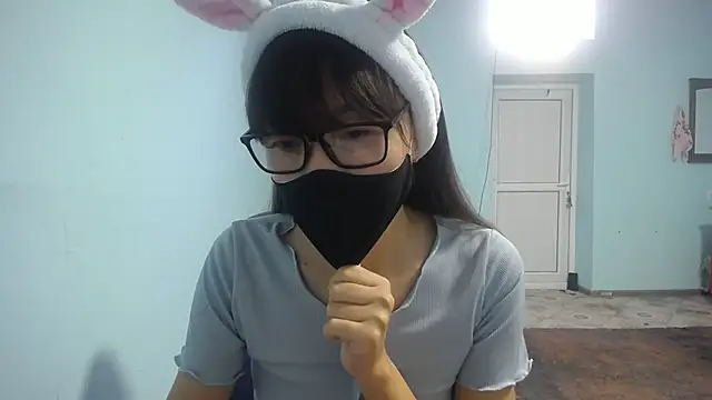 elllaaxx online show from October 15, 2025, 3:27 am