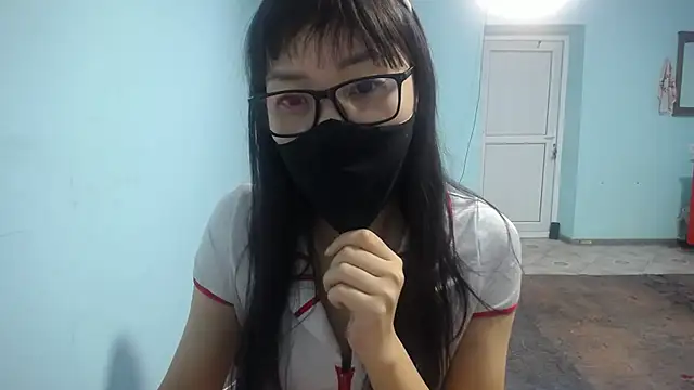 Snapshot of elllaaxx chatting on February 1, 2026, 4:11 am elllaaxx online show from February 1, 2026, 4:11 am