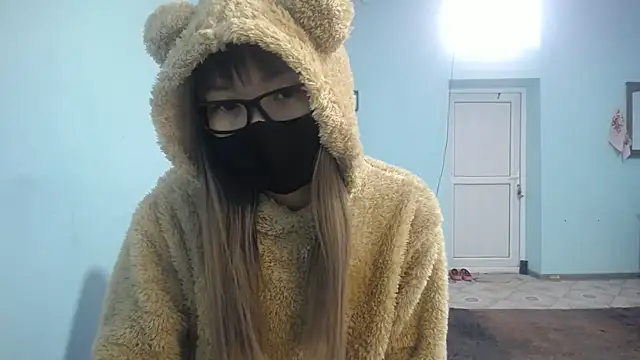 elllaaxx online show from March 19, 2025, 4:25 am