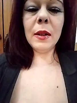 Lucia8600 online show from December 1, 2025, 9:04 pm